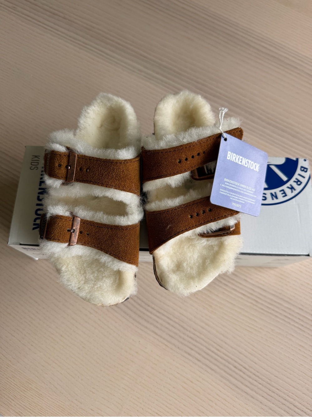 NWT Birkenstock Arizona Shearling Kids Mink Suede Sandals Size 29 US K11